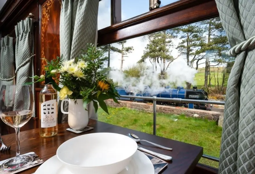 Maid of Kent Pullman Coach